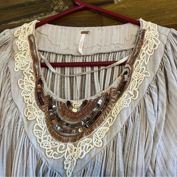 Free People Star Gazer Lily Poncho Sheer Gauzy Beaded Embroidery Lace Sheer S - Picture 2 of 9